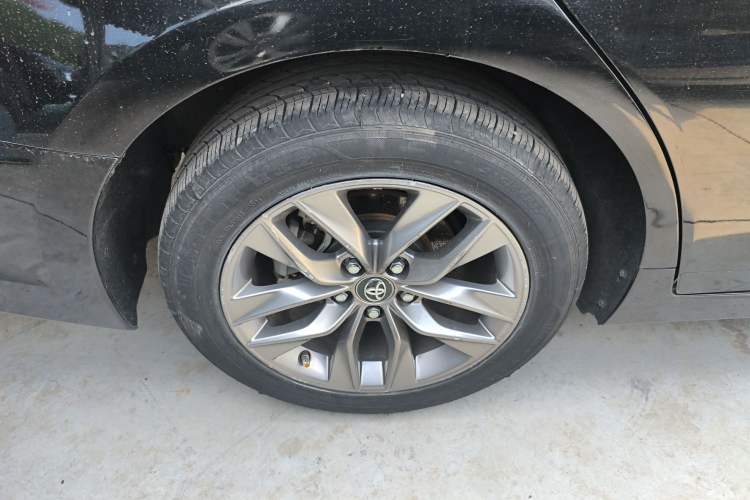 Used Toyota Avalon 2019 2.5L Ambition Version China VI Standard Right Rear Wheel Hub