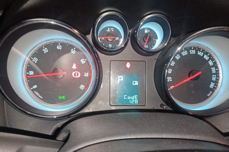 Used Buick GT 2012 XT 1.6L Automatic Fashion Edition
