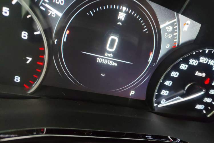 Used Cadillac XT5 2018 25T Luxury Model