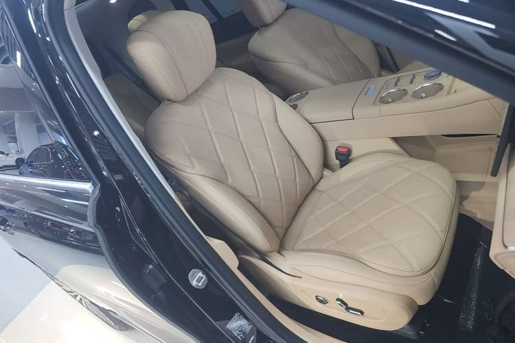 Used Chery T11 2026 Model 220 All-Wheel Drive Dual IMAX Theater Edition