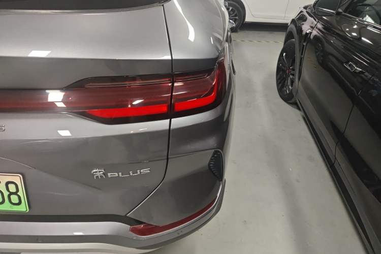 Used BYD Song PLUS New Energy 2023 Champion Edition EV 520KM Prestige Model