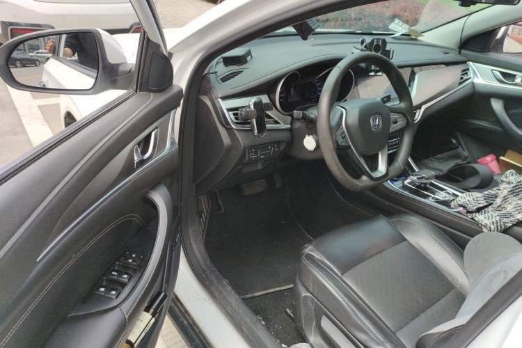 Used CHANGAN Eado New Energy 2019 EV460 Smart Edition
