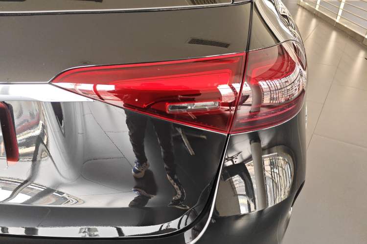 Used Mercedes-Benz GLE 2024 GLE 350 4MATIC Stylish Model
