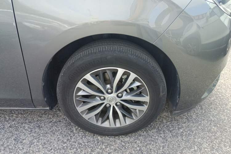 Used Buick GL8 2017 ES 28T Luxury Model China V Standard