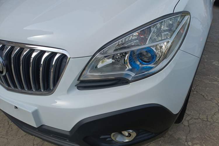 Used Buick Encore 2015 1.4T Automatic Two-Wheel Drive Urban Elite Version
