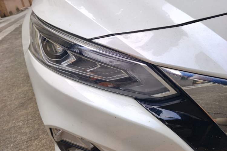 Used Nissan Teana 2019 2.0L XL Upper SmartDrive Version Right Front Headlight