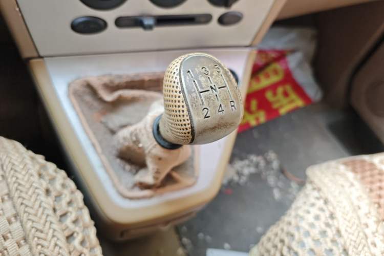 Used Karry Youya 2 2013 1.5L Standard Model
