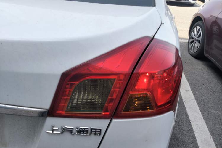 Used Buick Excelle 2015 1.5L Automatic Classic Model
