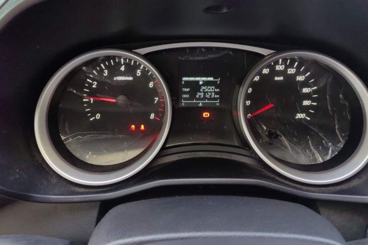 Used Wuling Hongguang S3 2019 1.5L Manual Standard Version China VI Standard Instrument Cluster
