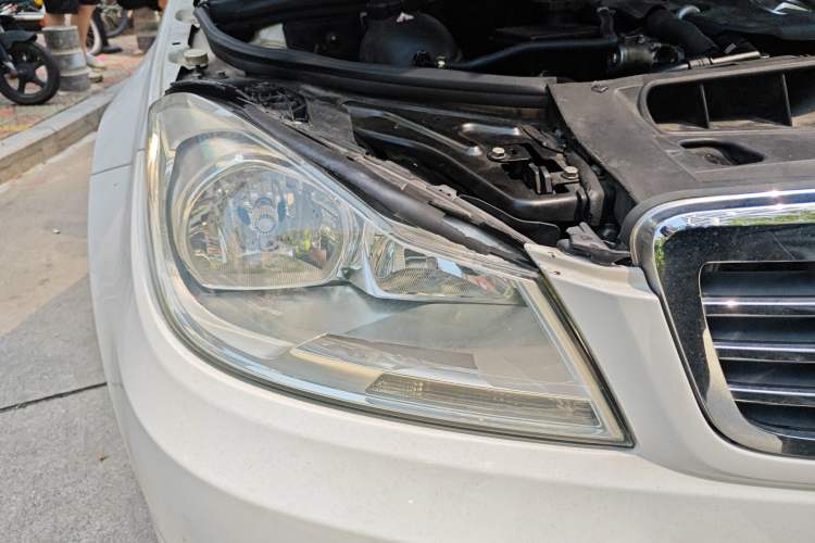 Used Mercedes-Benz C-Class 2013 C 180 Classic Grand Edition