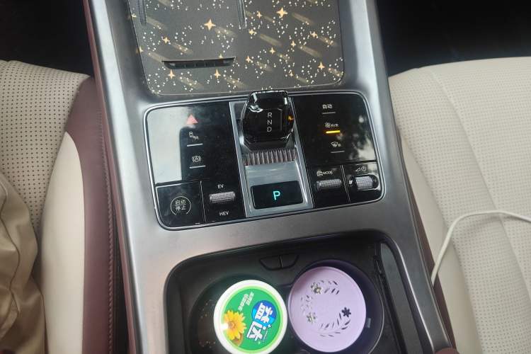 Used BYD Seal 2023 DM-i 1.5L 121km Prestige Model Gear Lever