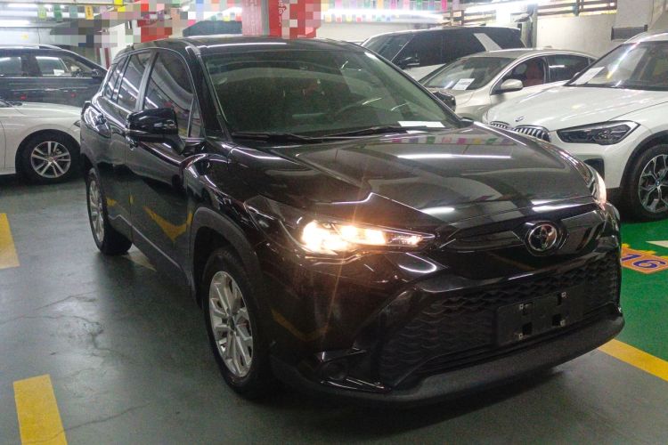 Used Toyota FRONTLANDER 2022 2.0L CVT Elite Edition Front Right 45 Deg