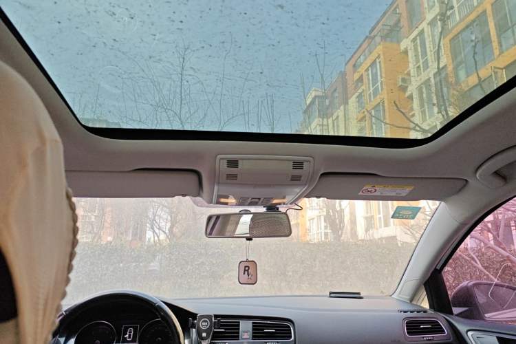 Used Volkswagen Golf 2017 230TSI Automatic Comfort Edition – Celebrating Milestone of One Million Units