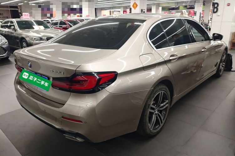 Used BMW 5 Series 2022 Updated 530Li Leading Edition Luxury Package Rear Right 45 Deg