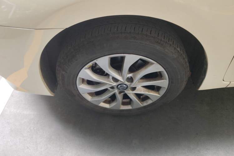 Used Nissan Sylphy 2019 1.6XV CVT Smart Connect Luxury Edition China VI Standard Left Front Wheel Hub