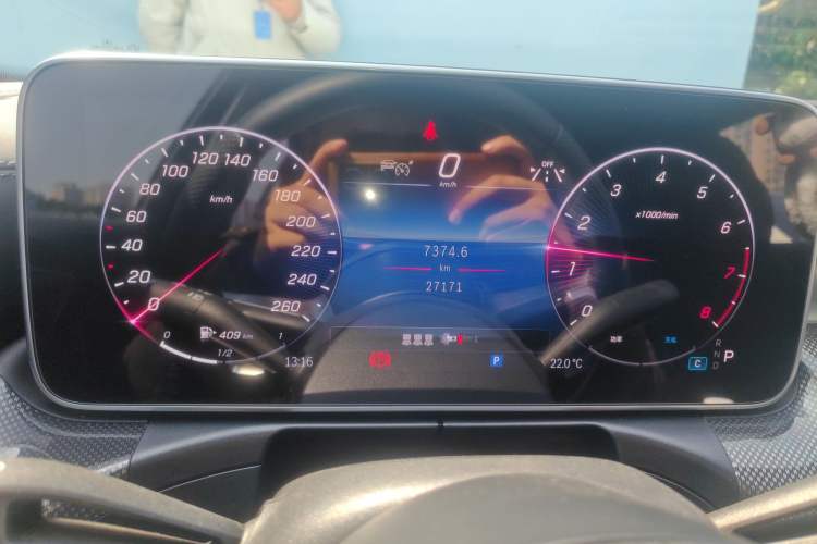 Used Mercedes-Benz C-Class 2024 Second Facelift C 260 L Starry Night Sport Edition