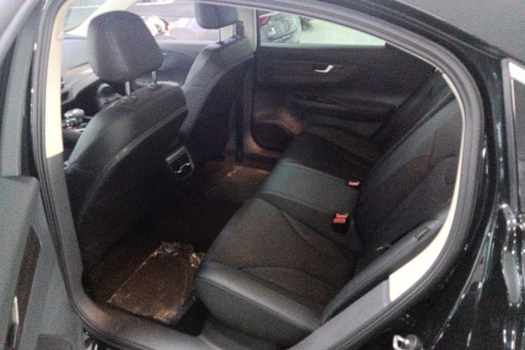 Used Hongqi E-QM5 2023 Revised Version Basic Travel Edition