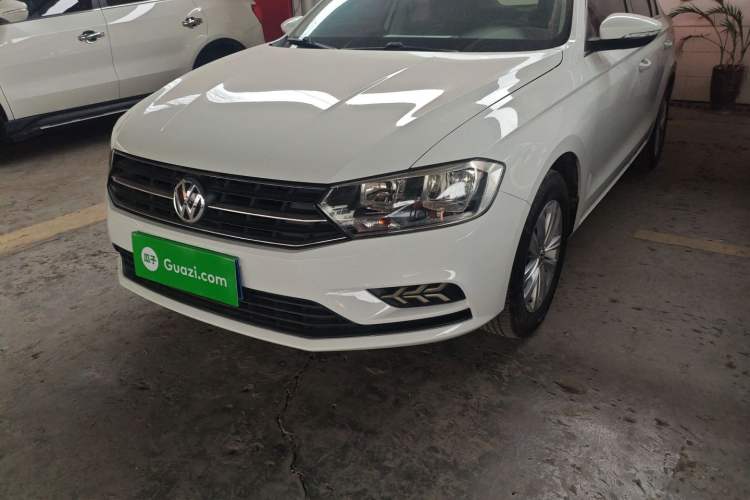 Used Volkswagen Bora 2017 1.6L Automatic Fashion Model