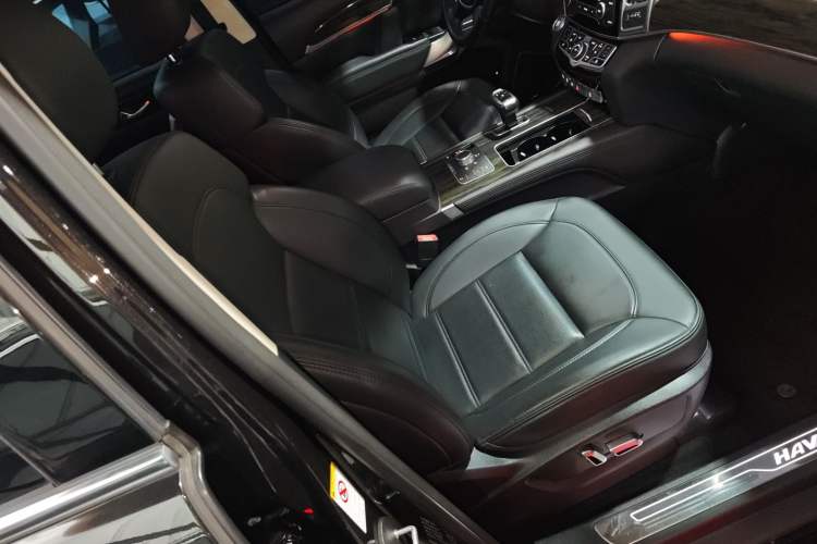 Used Haval H9 2017 2.0T Gasoline 4x4 Luxury 7-Seater