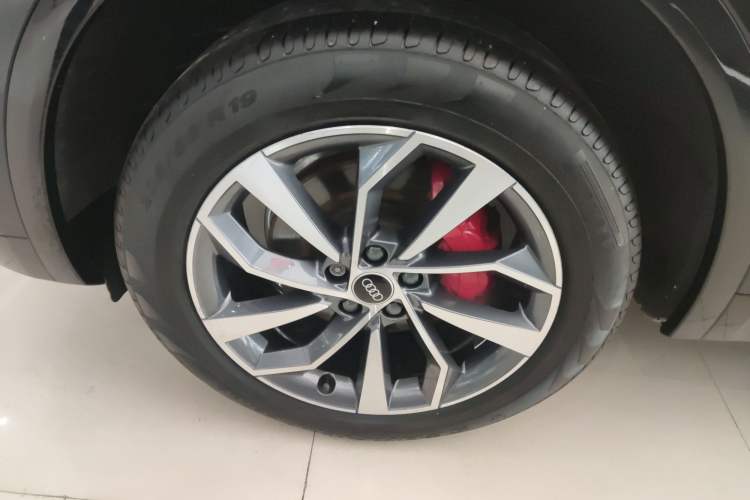 Used Audi Q5L 2024 40 TFSI Luxury Dynamic Edition
