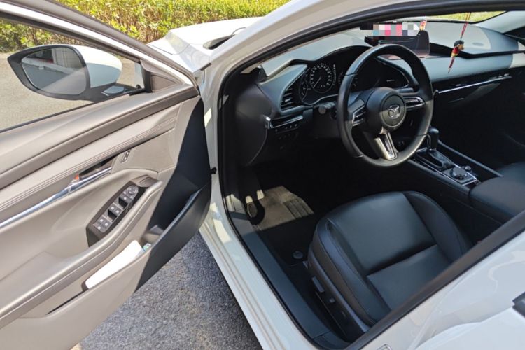 Used Mazda 3 Axela 2023 2.0L Automatic Zhiyao Edition Driver Seat