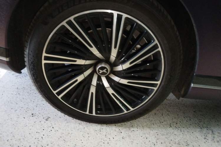 Used XPeng G9 2025 625 Long-Range Max
