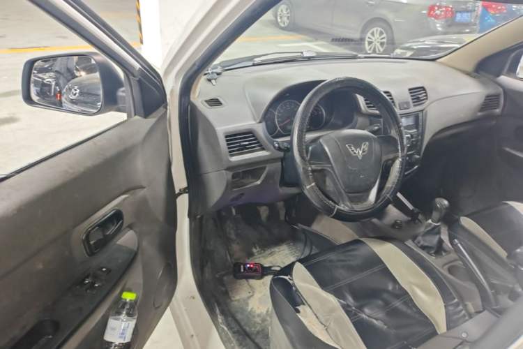 Used Wuling Hongguang 2020 1.2L S Base Model China VI LSI
