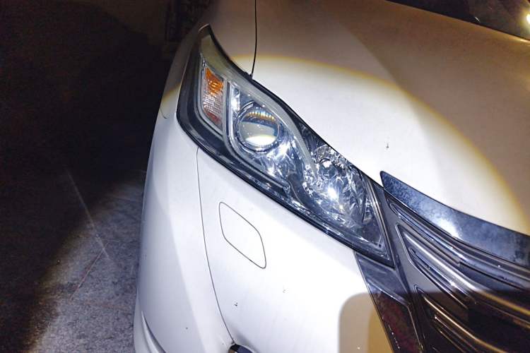 Used Toyota Crown 2015 2.0T Fashion Edition