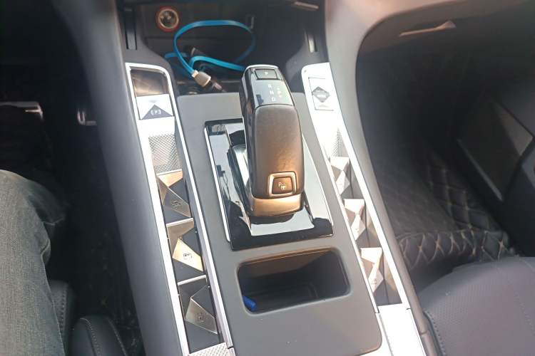 Used DS 7 2018 45THP Rivoli Pioneer Edition