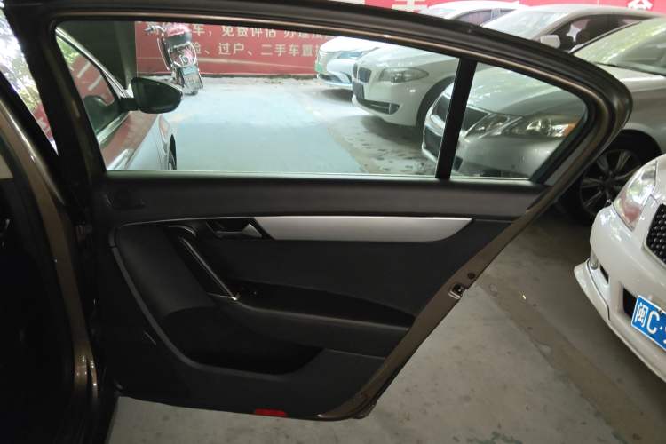 Used Volkswagen Magotan 2015 1.8TSI Advanced Model