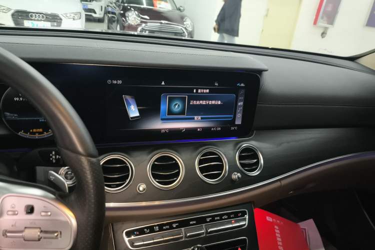 Used Mercedes-Benz E-Class 2019 Restyled E 300 L Sport Luxury Edition Audio And AC Panel