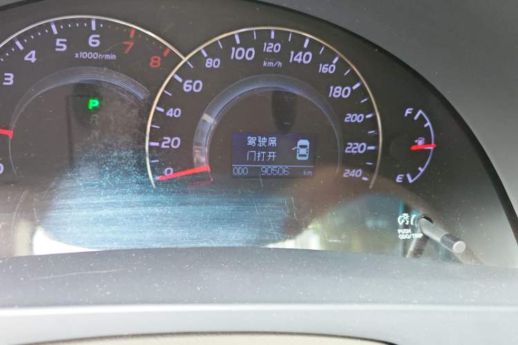 Used Toyota Camry 2009 240G Luxury Edition Odometer Close Up