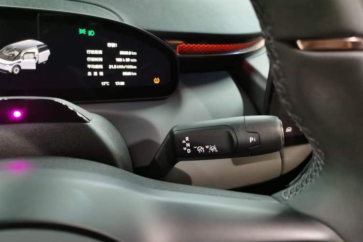 Used Zeekr MIX 2025 Long-Range Intelligent Driving Edition