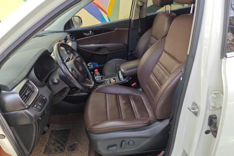 Used Kia Sorento 2015 Sorento L 2.4L Gasoline 4WD Elite Edition 7 Seats China V Emission Standard
