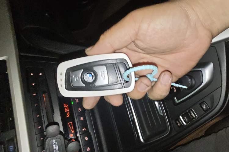 Used BMW 3 Series 2014 320Li Fashion Model
