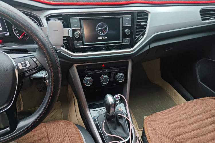 Used Volkswagen T-ROC 2020 280TSI DSG Two-Wheel Drive Advanced Version