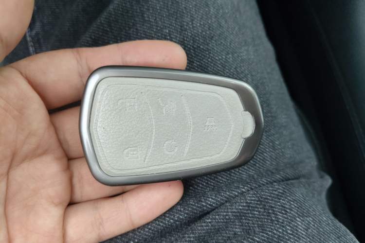 Used Cadillac XT6 2020 28T Six-Seater Four-Wheel-Drive Luxury Version Vehicle Key