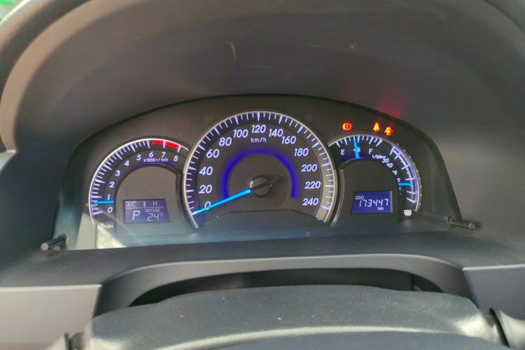 Used Toyota Camry 2016 2.5G 10th Anniversary Deluxe Navigation Edition Instrument Cluster