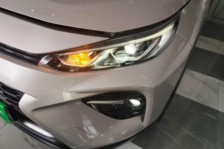 Used Toyota Wildlander 2023 Dual-Motor 2.5L E-CVT Four-Wheel Drive Prestige Edition
