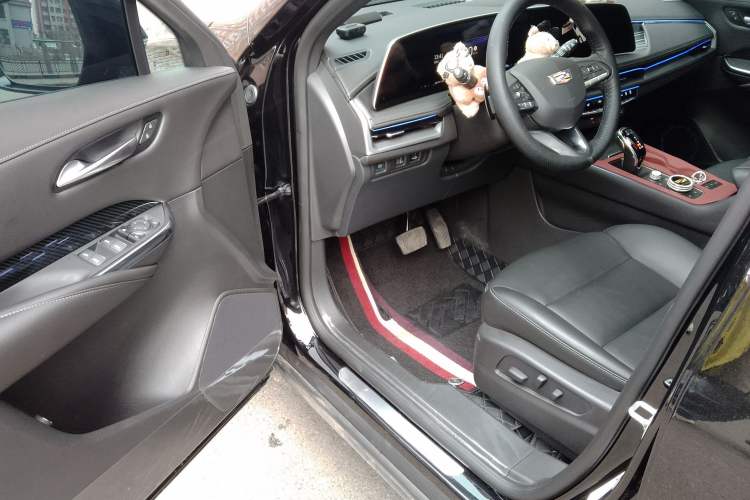 Used Cadillac XT4 2024 Facelift 28T Two-Wheel-Drive Luxury Version Driver Seat