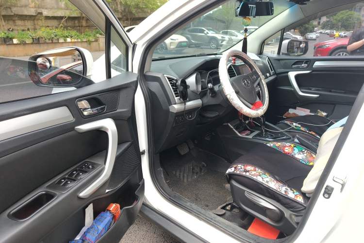 Used JAC Group Refine S3 2016 1.5L CVT Luxury Model
