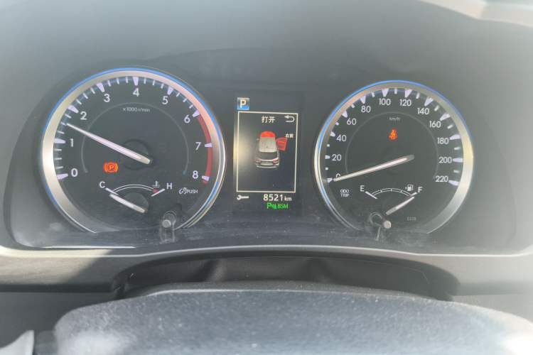 Used Toyota Highlander 2018 2.0T Four-Wheel Drive Supreme Edition 7-Seater China VI Instrument Cluster