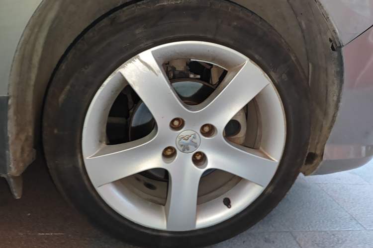 Used Peugeot 408 2011 2.0L Automatic Comfort Edition