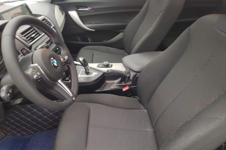 Used BMW 2 Series 2014 220i Leading Model
