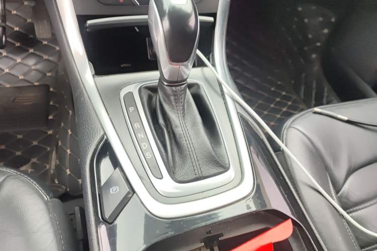 Used Ford Edge 2016 EcoBoost 245 Two-Wheel-Drive Titanium 7-Seater