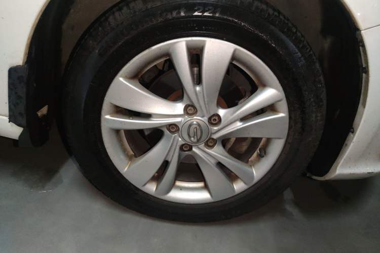 Used GAC Trumpchi GA3S Vision 2014 1.6L Automatic Luxury ESP Version