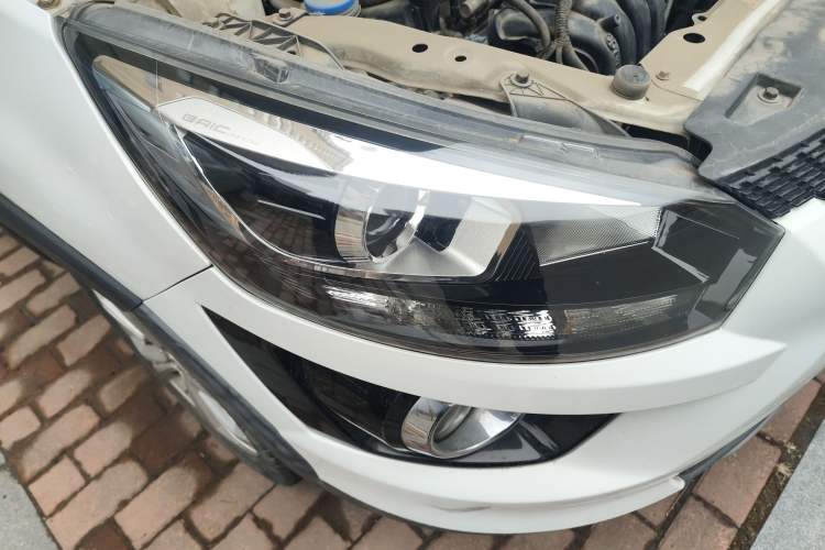 Used BAIC Senova X25 2015 1.5L manual Comfort trim level