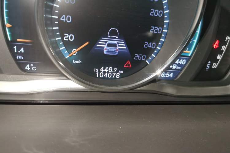 Used Volvo S80L 2015 2.0T T5 Smart Luxury Edition
