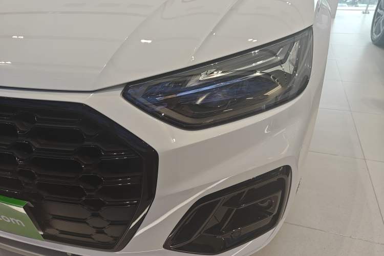 Used Audi Q5L 2025 quattro 45th Anniversary Edition 40 TFSI Luxury Dynamic Model