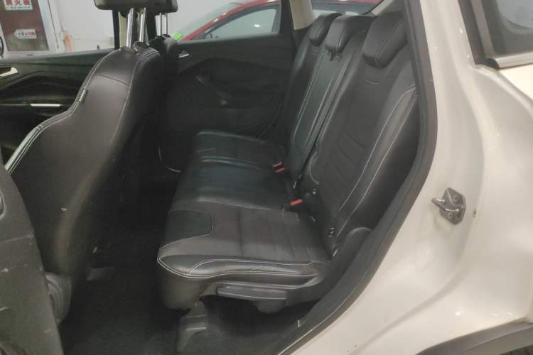 Used Ford Kuga 2013 1.6L GTDi Two-Wheel-Drive Trend Model
